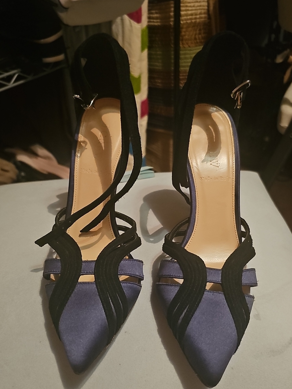 Roxie J. Crew Collection Pump